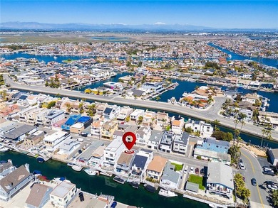 This stunning three-level waterfront home on Sunset Island - photo 14