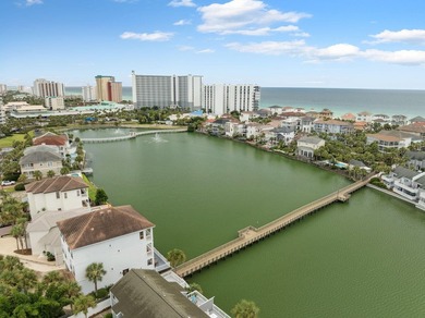 A stunning lakefront estate in the heart of Destin, Florida - photo 16