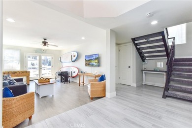 This stunning three-level waterfront home on Sunset Island - photo 18