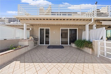 Experience the ultimate Huntington Harbour lifestyle in this - photo 19