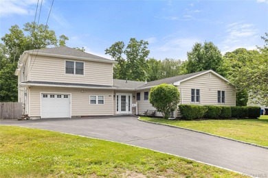 Welcome to 269 Brookville Avenue, Islip! This beautifully - photo 1