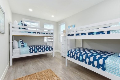 This stunning three-level waterfront home on Sunset Island - photo 29