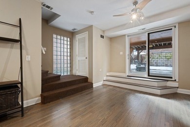 Recently Renovated Old Town Single-Family Home | 4 Bedrooms | 3 - photo 31