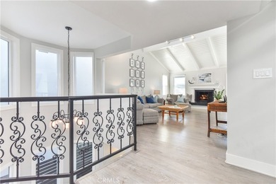 This stunning three-level waterfront home on Sunset Island - photo 36