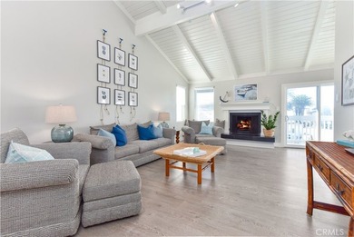 This stunning three-level waterfront home on Sunset Island - photo 37