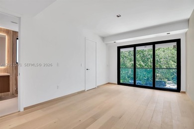 New construction in The Roads near Brickell. This 5 bed, 6.5 - photo 44