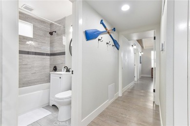 This stunning three-level waterfront home on Sunset Island - photo 50