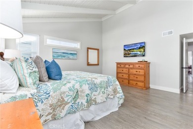 This stunning three-level waterfront home on Sunset Island - photo 53