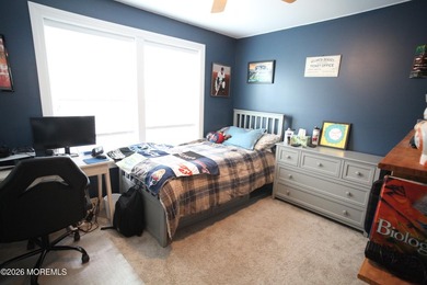 Like New Beautiful Home move in ready condition. Recently Built - photo 6