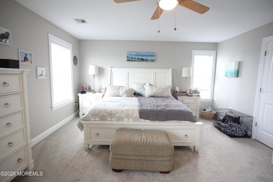 Like New Beautiful Home move in ready condition. Recently Built - photo 7