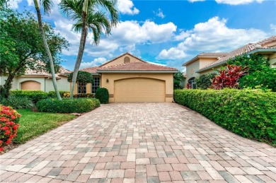 Vineyards Country Club Lakes Home For Sale in Naples Florida