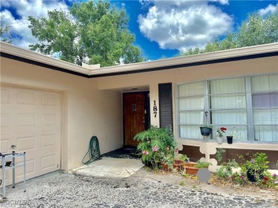 Caloosahatchee River Home For Sale in Fort Myers Florida