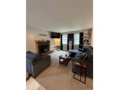 Welcome to this beautifully remodeled 3-bedroom, 2-bath - photo 21