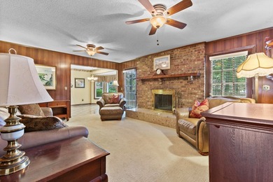 This spacious 4 bedroom, 2.5 bath home offers over 2,800 square - photo 8