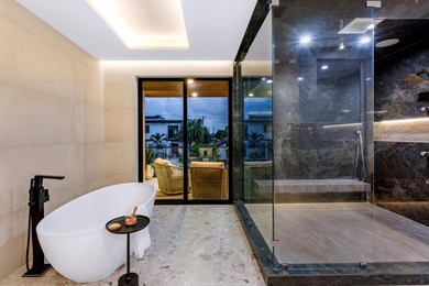 Brand-New Ultra Modern Masterpiece sited on 80' of waterfrontage - photo 28