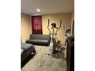 Welcome to this beautifully remodeled 3-bedroom, 2-bath - photo 38
