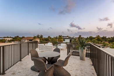 Brand-New Ultra Modern Masterpiece sited on 80' of waterfrontage - photo 40