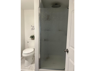 Welcome to this beautifully remodeled 3-bedroom, 2-bath - photo 43