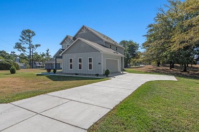 Enjoy the perks of lake living with community boat ramp access - photo 3