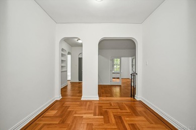 Fully renovated and ready for immediate move-into this 500sf - photo 4