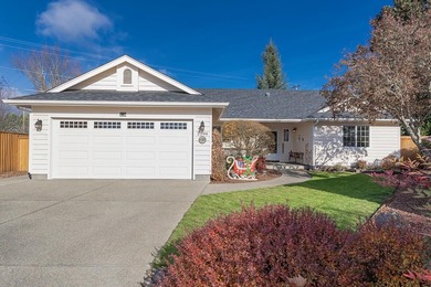 Rogue River Home For Sale in Grants Pass Oregon