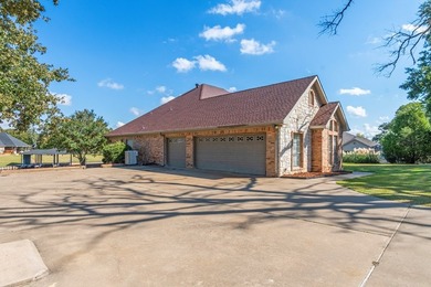 Waterfront home with approximately 150 feet of shoreline - photo 5