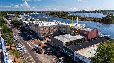 829 Front Street is a rare jewel positioned at the very heart of - photo 10