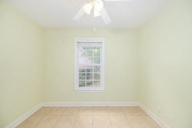 Move in ready True 4 bedroom single story in Hunters Crossing - photo 24