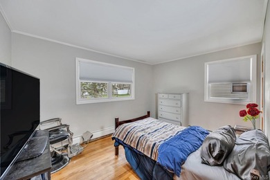 Welcome to this inviting 4-bedroom, 2-bathroom expanded Cape - photo 26