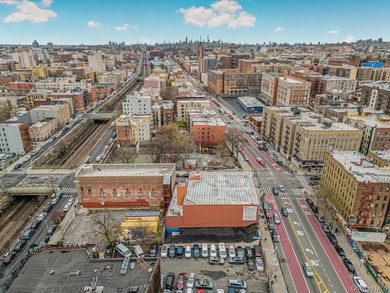 Welcome to 2466 Webster Ave! Beautiful Brick building currently - photo 29