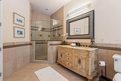 Designed for a luxurious lifestyle, this French Mediterranean - photo 39