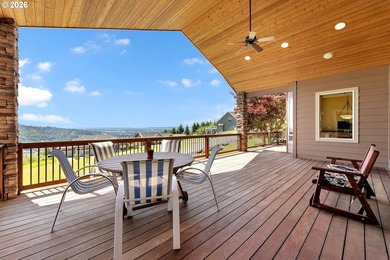 The incredible views of Mt Hood and the Lewis River from the - photo 43