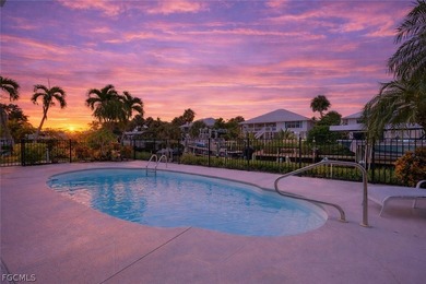 Welcome to A Waterfront Paradise! Discover the ultimate - photo 1