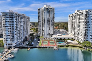 Little Maule Lake Condo For Sale in Aventura Florida