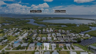 Welcome to A Waterfront Paradise! Discover the ultimate - photo 6