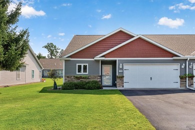 Welcome to 918 Gable Street in the desirable 55+ townhome - photo 2