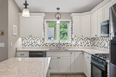 Welcome to 918 Gable Street in the desirable 55+ townhome - photo 5