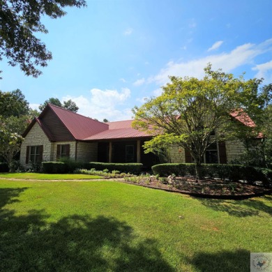 (private lake, pond, creek) Home For Sale in Texarkana Texas