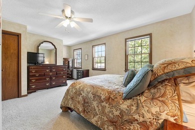 Custom built, one owner home is a jewel to behold. Features 4 - photo 23