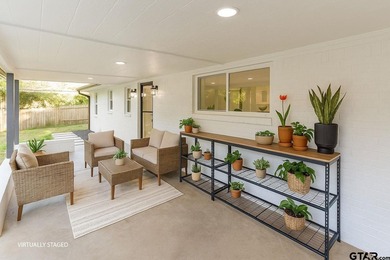 Welcome to your dream home in the highly desirable Hideaway Lake - photo 26