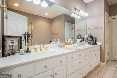 STUNNING BRICK HOME beautifully maintained and nestled on 2.65 - photo 45