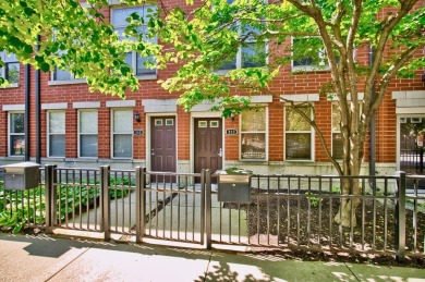 Lake Michigan - Cook County Townhome/Townhouse For Sale in Chicago Illinois