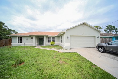 Lehigh Acres Area Home For Sale in Lehigh Acres Florida