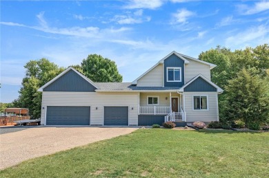 Kroon Lake Home Sale Pending in Lindstrom Minnesota