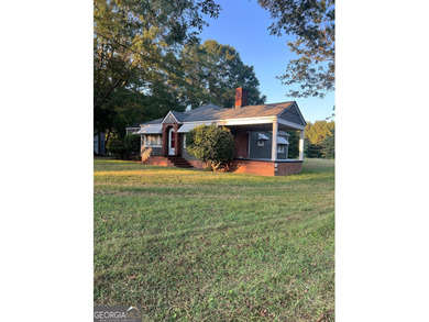 Lake Cindy Home For Sale in Hampton Georgia