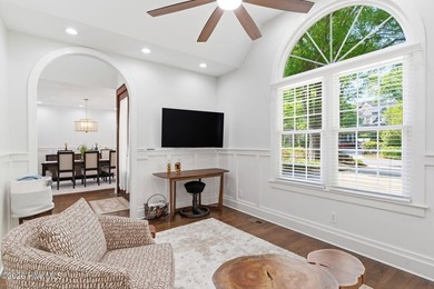 Beautifully reimagined and ideally positioned in the heart of - photo 22