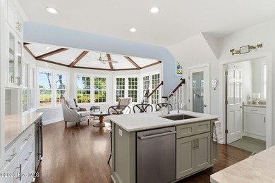 Beautifully reimagined and ideally positioned in the heart of - photo 32