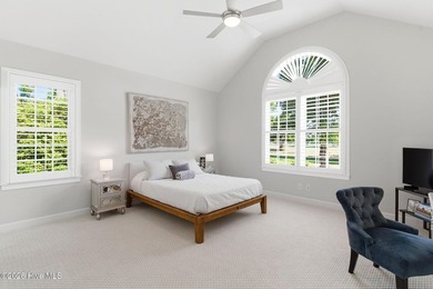 Beautifully reimagined and ideally positioned in the heart of - photo 40