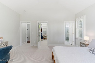 Beautifully reimagined and ideally positioned in the heart of - photo 42