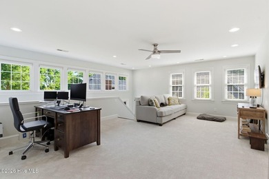 Beautifully reimagined and ideally positioned in the heart of - photo 47